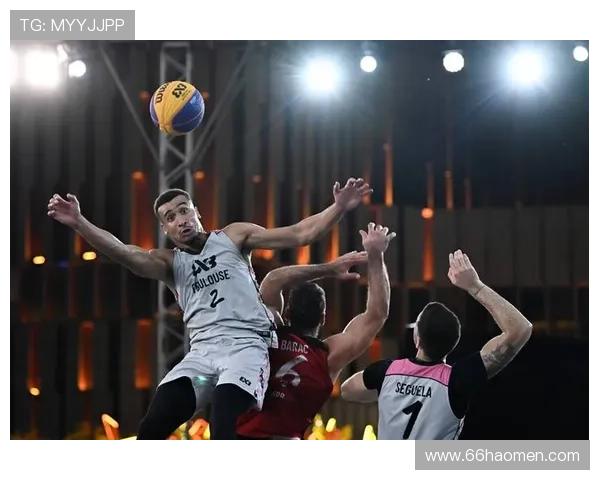 三人制篮球比赛：团队合作与个人技巧的完美结合